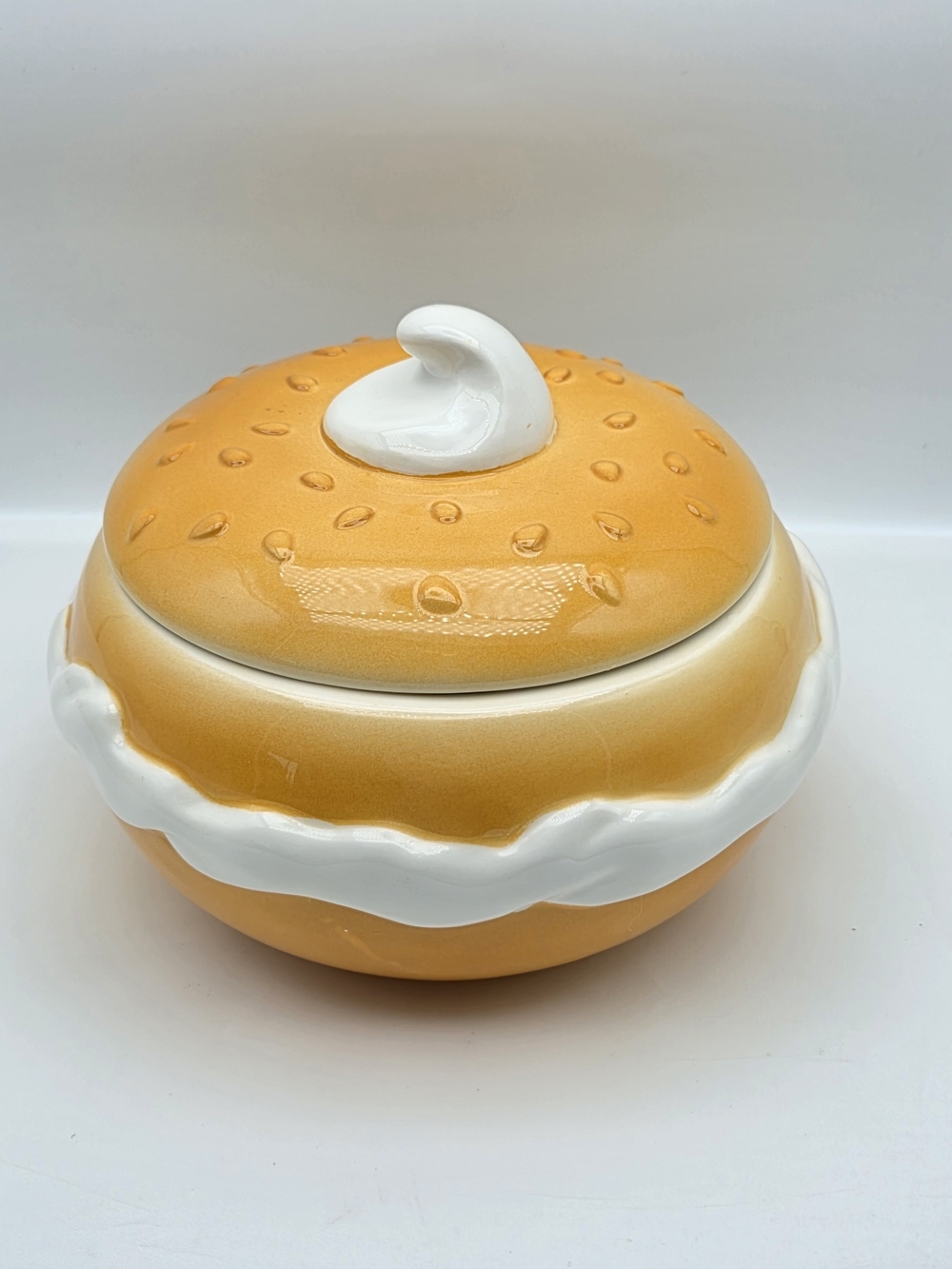 Vintage 1995 Boston Warehouse Bagel Lidded Cream Cheese Bowl Serving Dish 6"